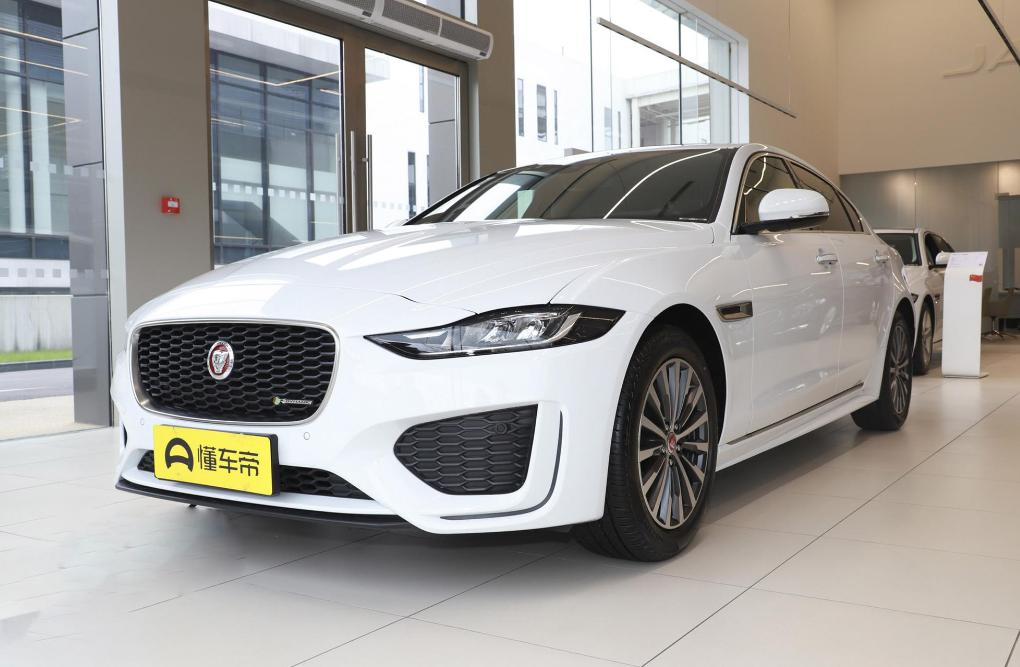 捷豹xel前脸发光小豹子,捷豹2019款xel所有功能介绍