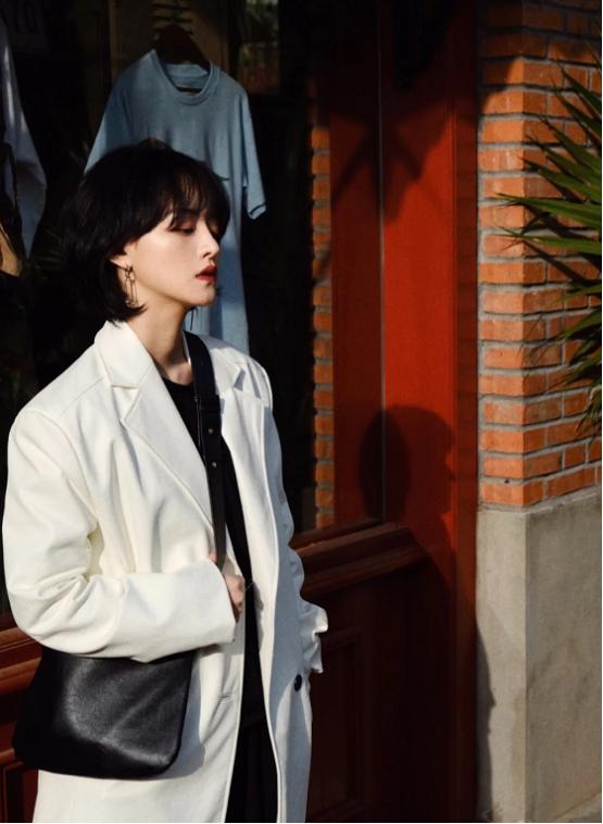 35岁到40的女人怎么穿衣搭配,三十几岁的女人适合什么穿衣风格