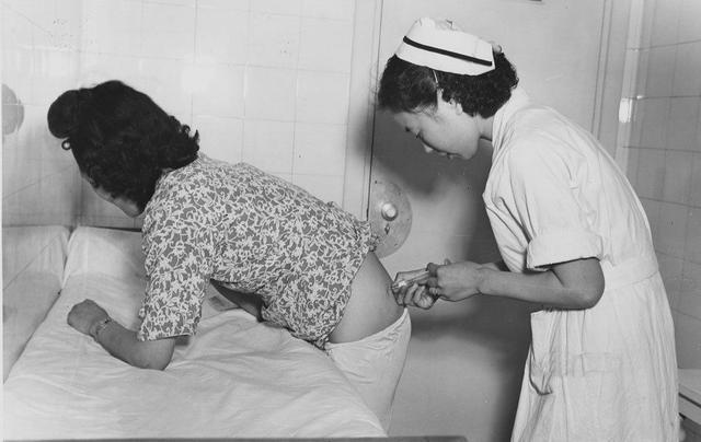 新中国成立之初：封闭*院妓**，改造*女妓**实况