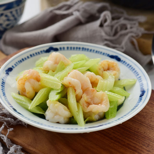 为什么有人说怀孕不能吃虾,婆婆说怀孕不能吃蔬菜