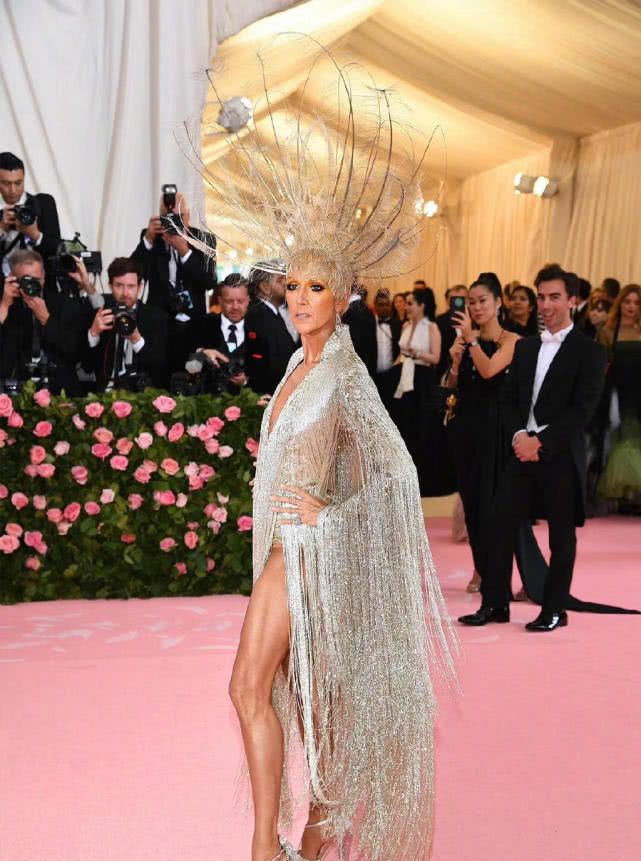 艳压红毯,美艳绝伦的红毯造型