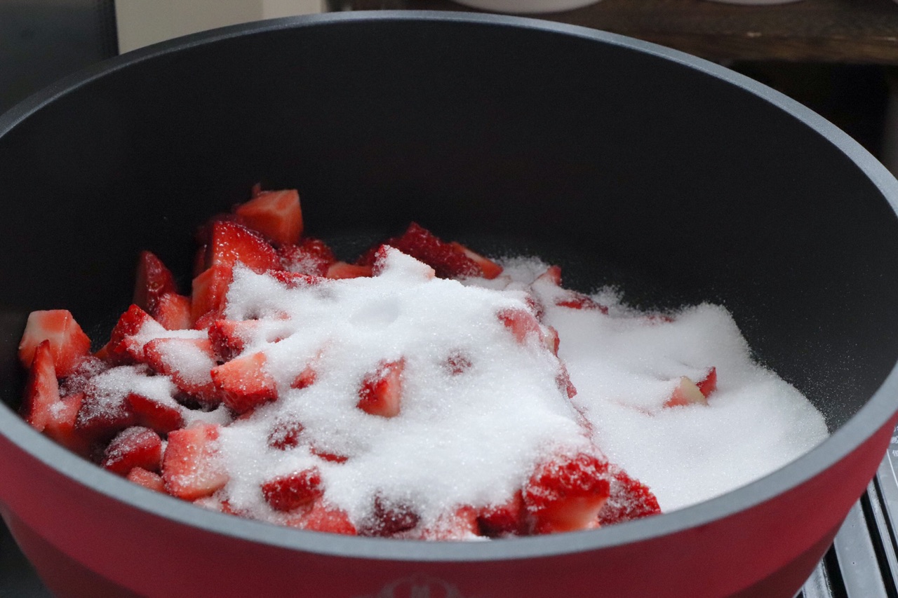 自己制作草莓酱教程,自制无添加草莓酱怎么才能做好