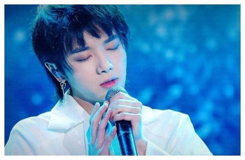 华晨宇植发整容图曝光！粉丝呼吁这是私人隐私，网友：笑到肚子疼