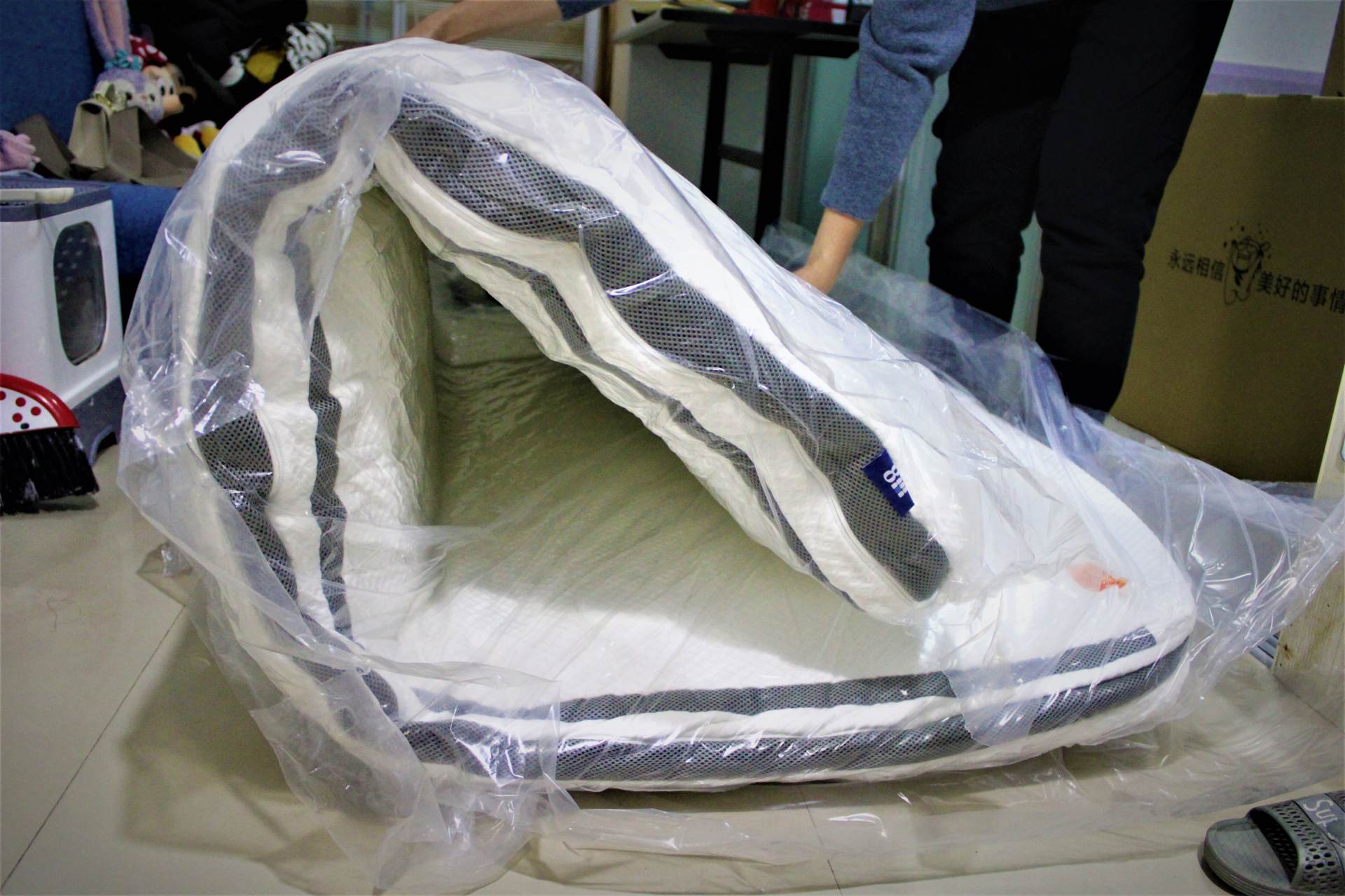 8hschott天然纯乳胶床垫测评,8h乳胶静音独立弹簧床垫m3ac