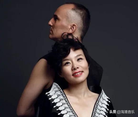 王菲的唱功遭网红讽刺后续,王菲假唱被发现