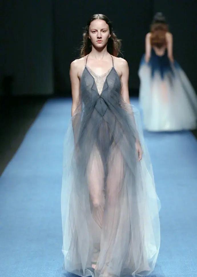 eliesaab2018高定晚礼服,valentino高定晚礼服2019