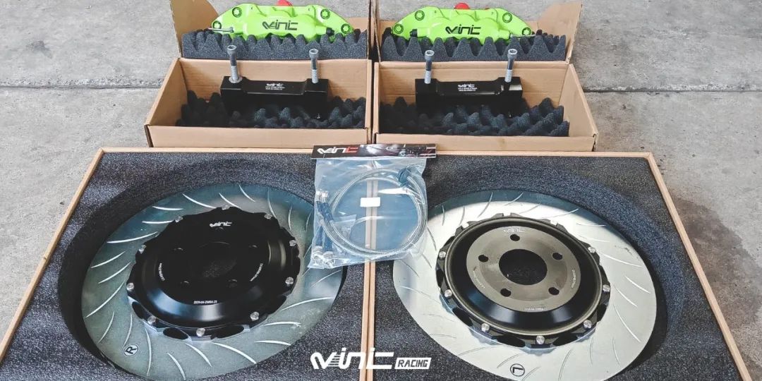 马自达CX-5刹车改装升级VINIC街道版六活塞鲍鱼套装
