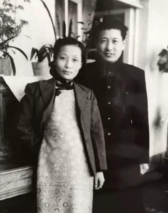 被医生告知活不过五十岁,被医生判定终身无法站立