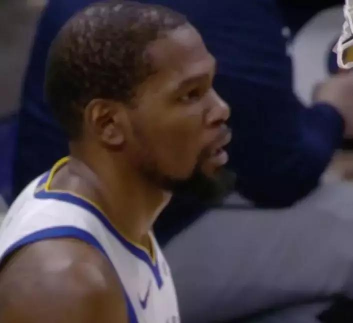 勇士vs火箭裁判,nba被裁判毁掉的比赛勇士