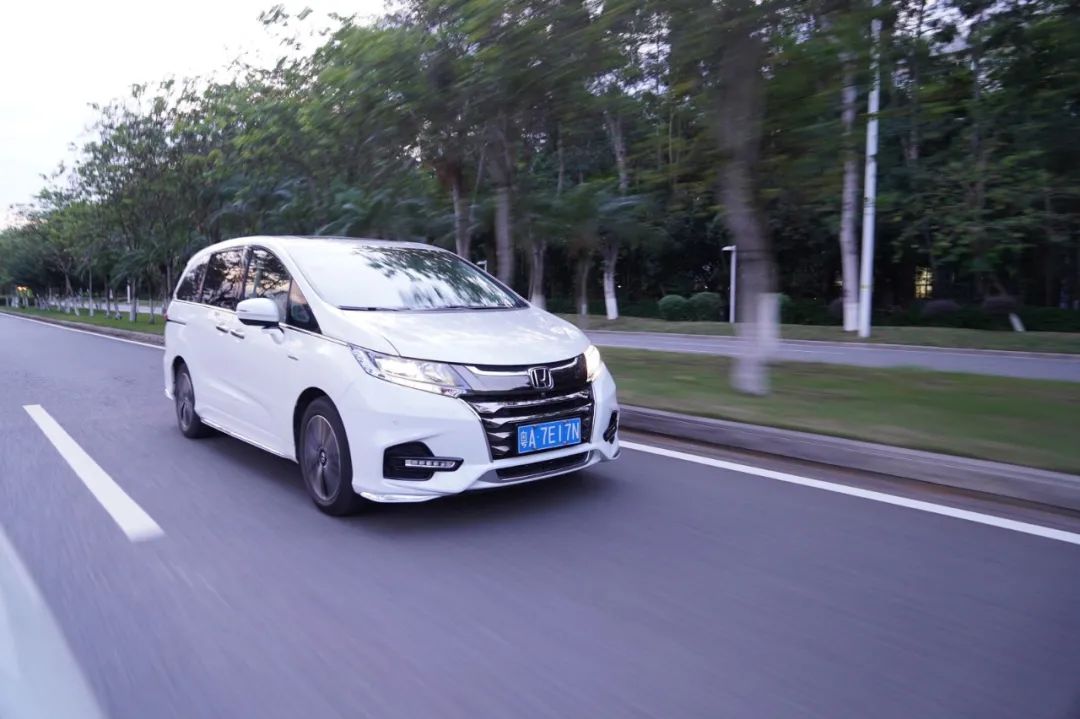 奥德赛油灯亮了还能跑多少公里,混动奥德赛油灯亮还能跑多少公里