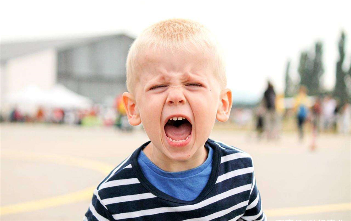 被吼长大的孩子的性格,被吼后闭嘴还是顶嘴