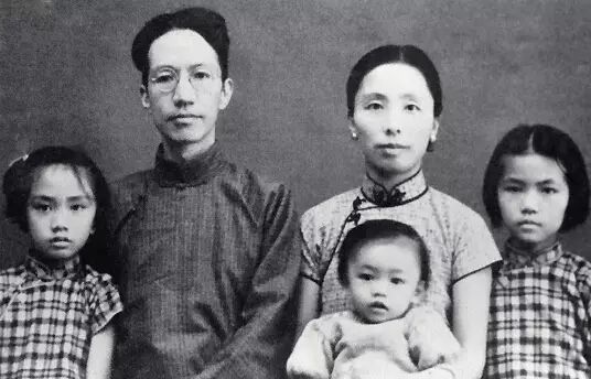 他,没有一张文凭被誉为“三百年才出一个的大师”“教授的教授”