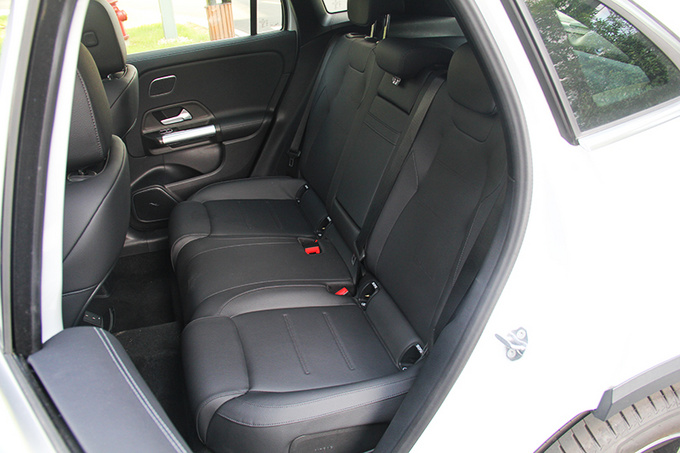 奔驰gla200百公里加速,2016奔驰gla200动力测评