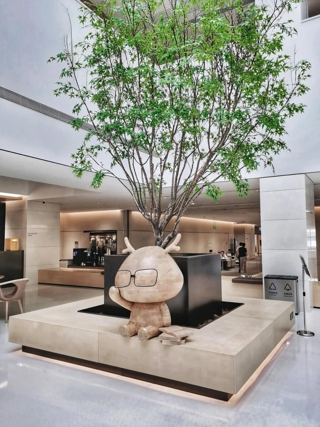 快讯|易境设计荣获“龙湖集团2021年度景观设计战略供方”称号