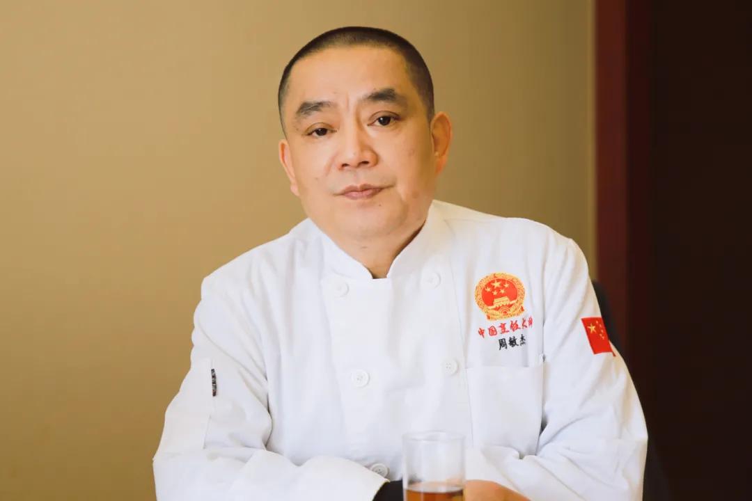 专业，创新，科班，看这位宜兴大师用心烧制的人生大餐