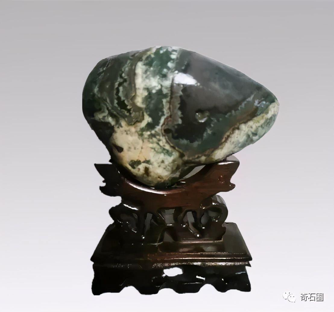 “一见倾心的石头”入围作品展播