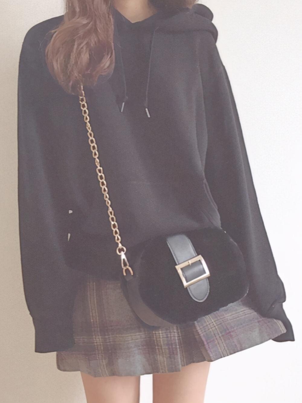 运动衫潮服搭配,宽松款运动衫怎么搭配衣服