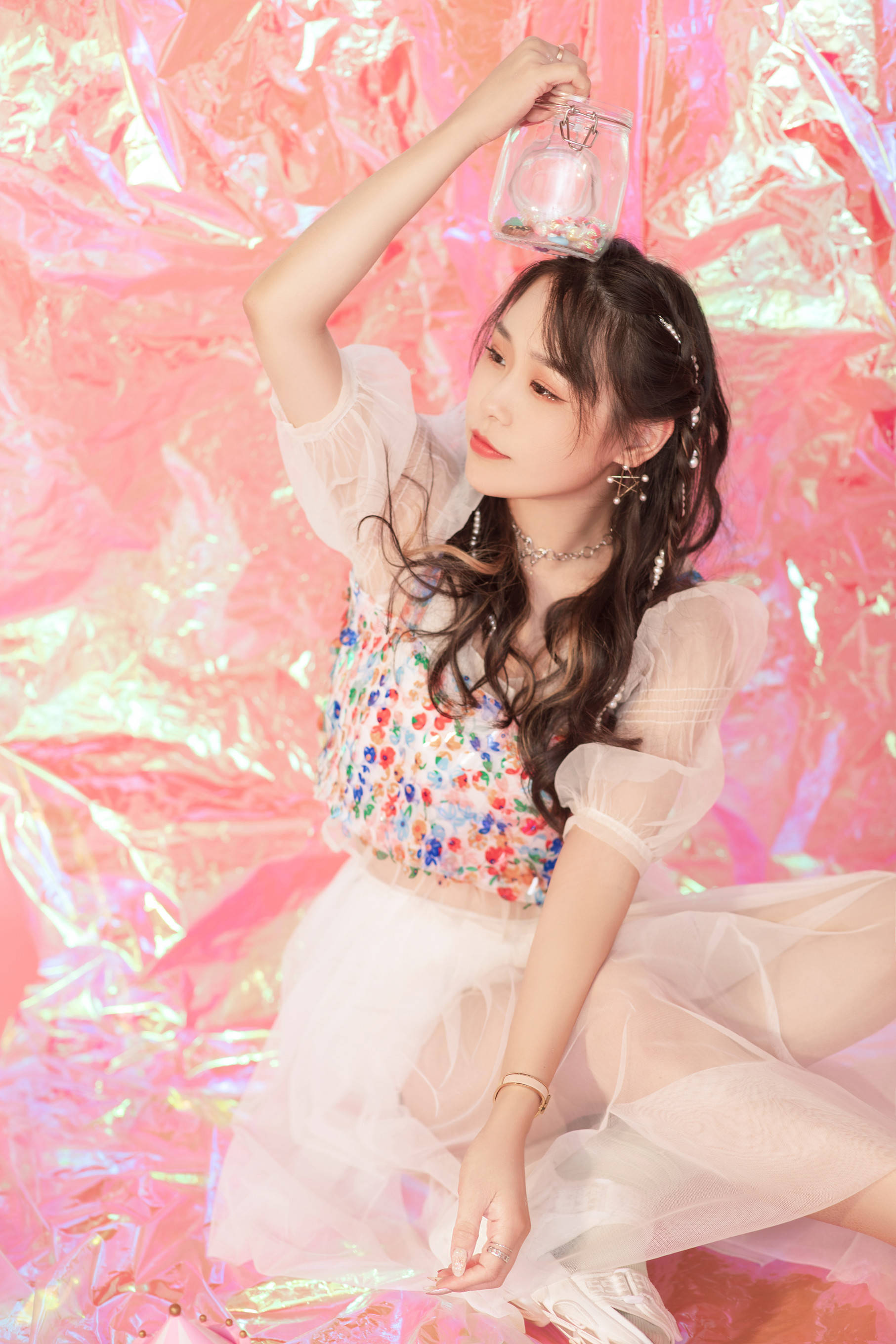 听见好音乐，带你了解歌手叶莺，她是一位可甜可A的Live型小姐姐