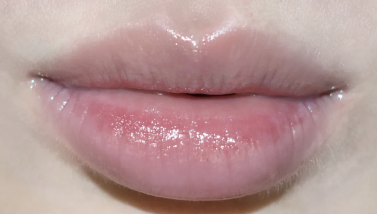 唇干唇裂涂什么唇膏比较好,唇干唇裂用什么唇油