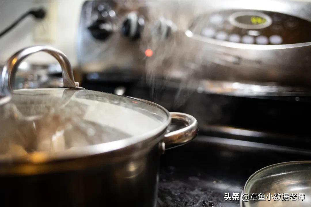 老谭带你看懂小火锅本质逻辑，做出好生意