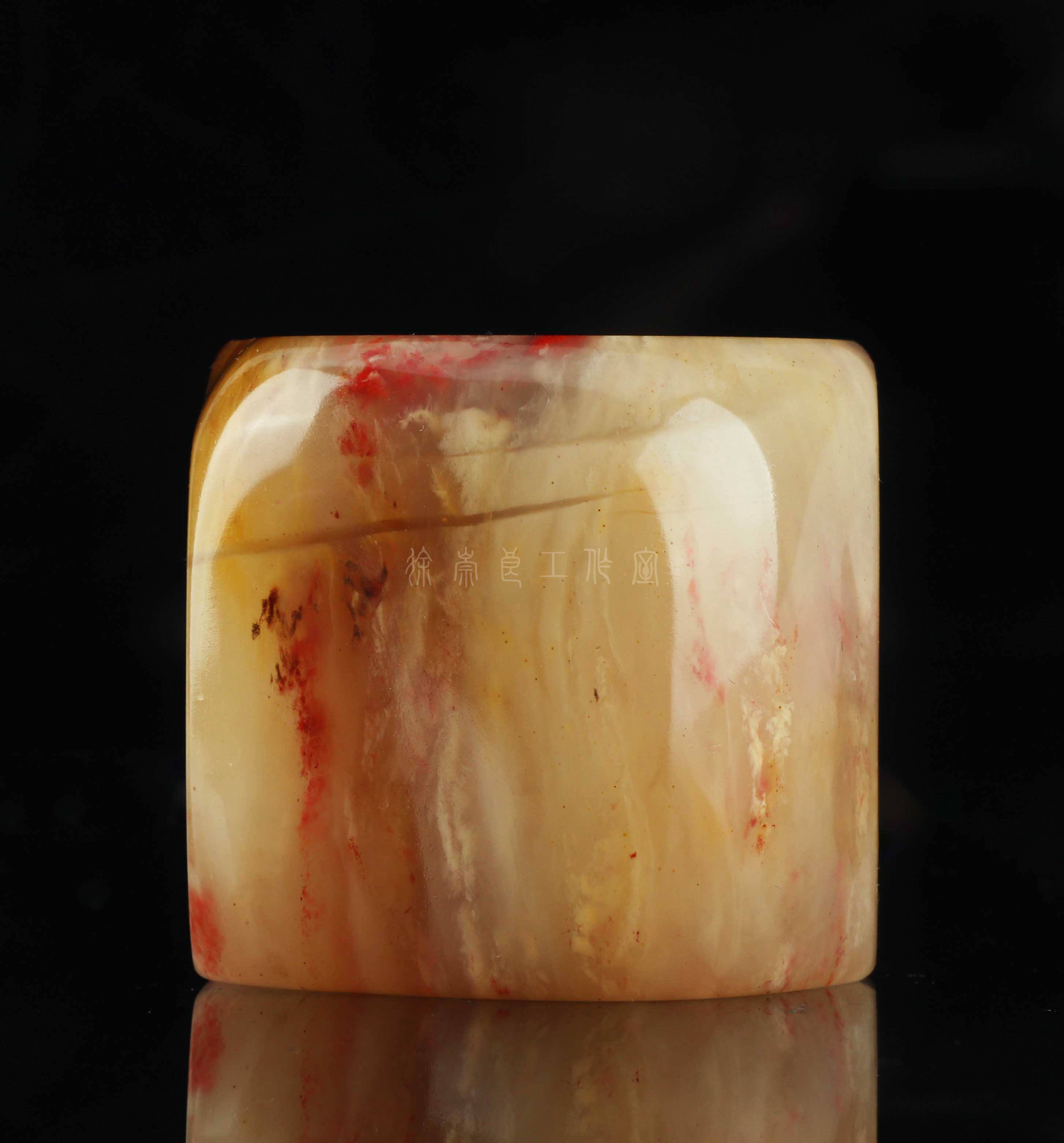 如何辨别鸡血石的真假呢,鸡血石手镯如何辨别真假