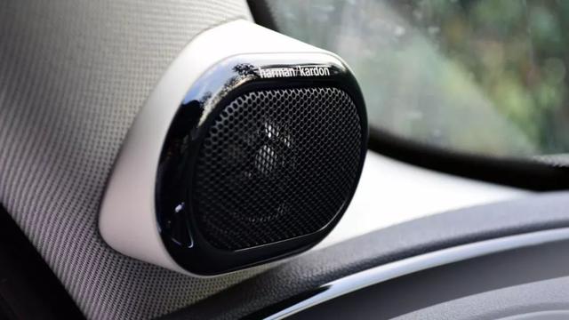 灵巧好开的车,中年女性宝马mini