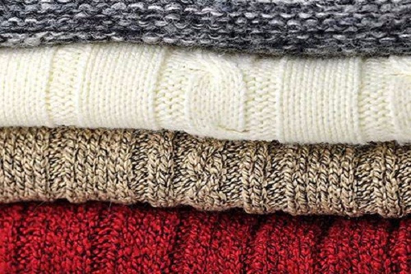 防止长款毛衣变形正确的晾晒方法,手工织的毛衣怎么洗不缩水