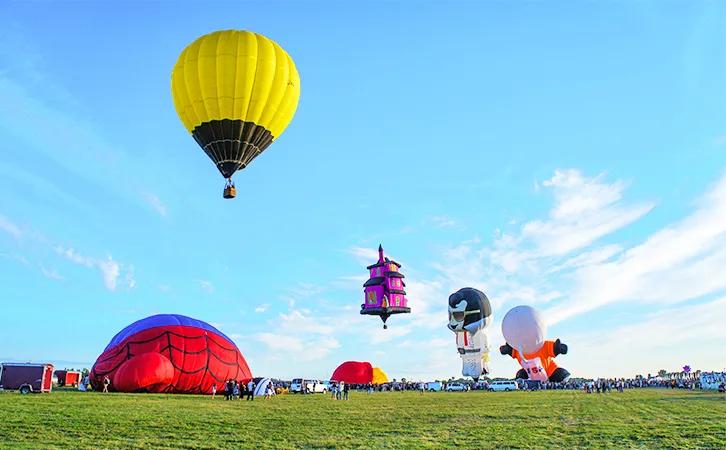 加拿大BC省、安省酒店与旅游管理大学本科项目推荐