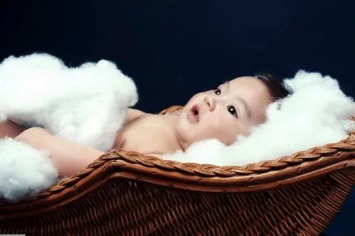 宝宝脸上湿疹反反复复怎么根除,宝宝脸上反复湿疹的最佳治疗方法