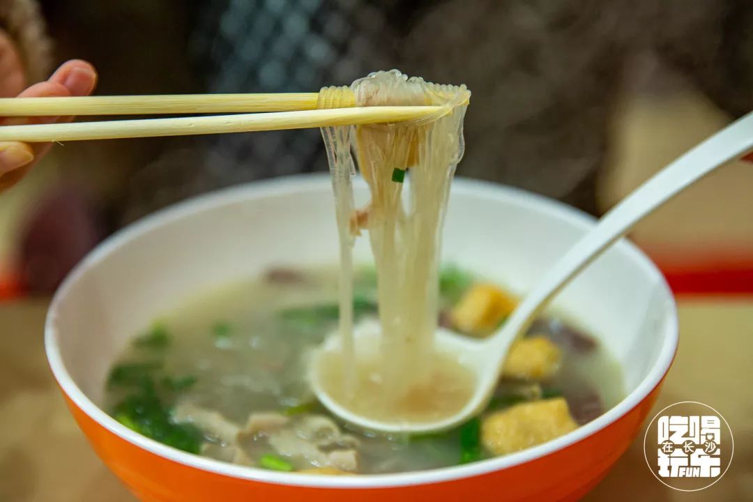 终极嗦粉指南！长沙这10碗粉，嗦出舌尖上的故乡