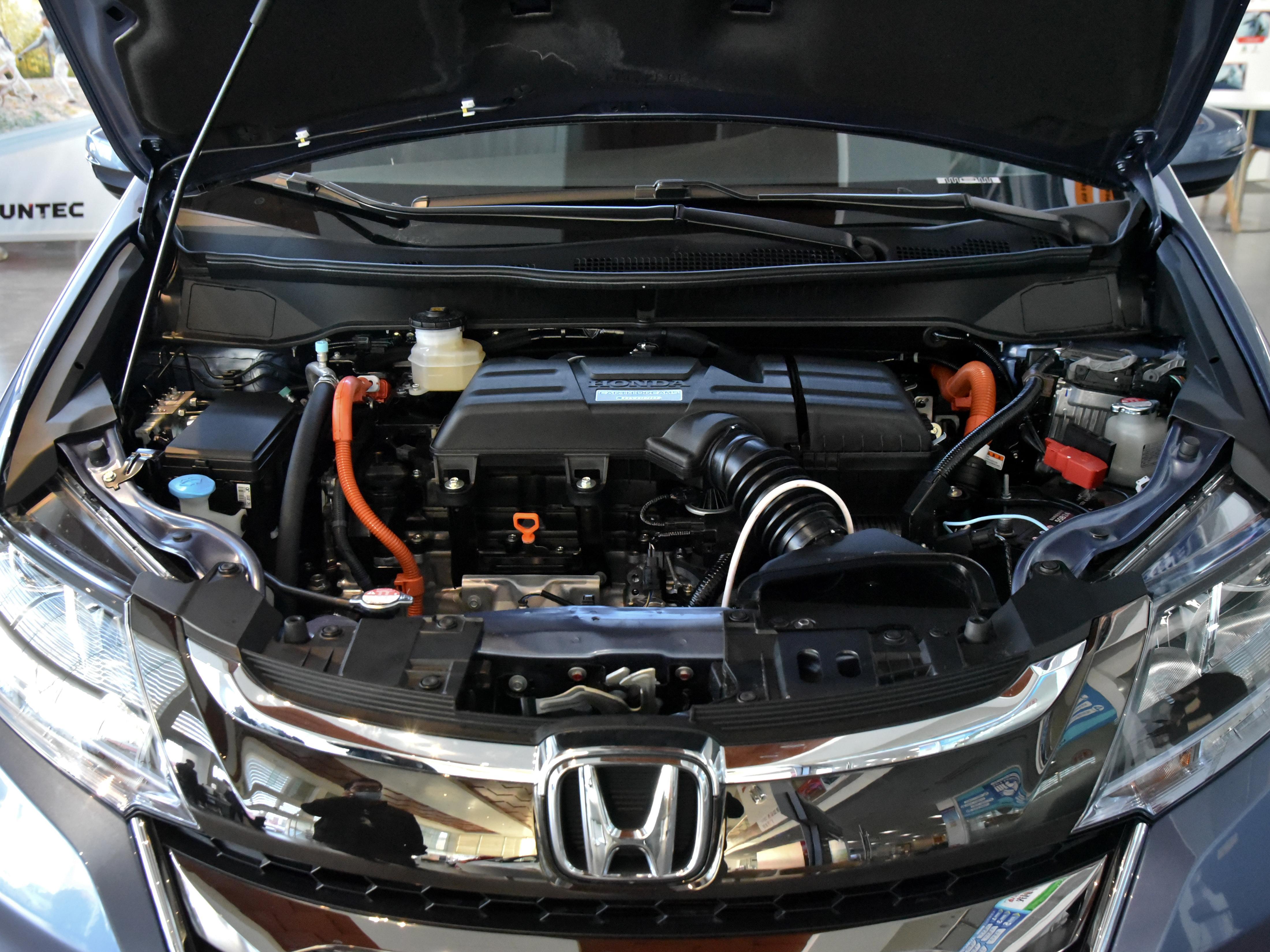 本田奥德赛和gl8对比,本田奥德赛对比gl8