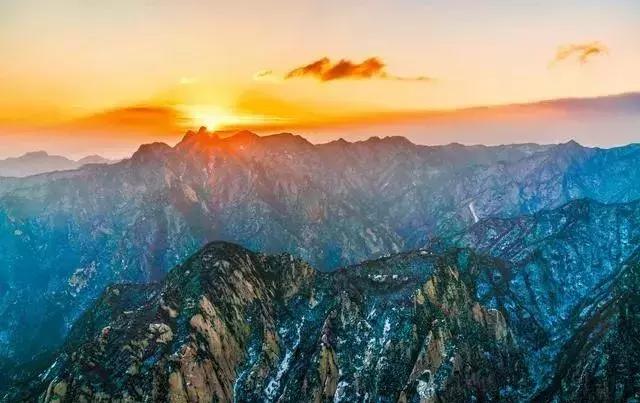 徒步登华山,徒步爬华山最佳路线攻略图片高清