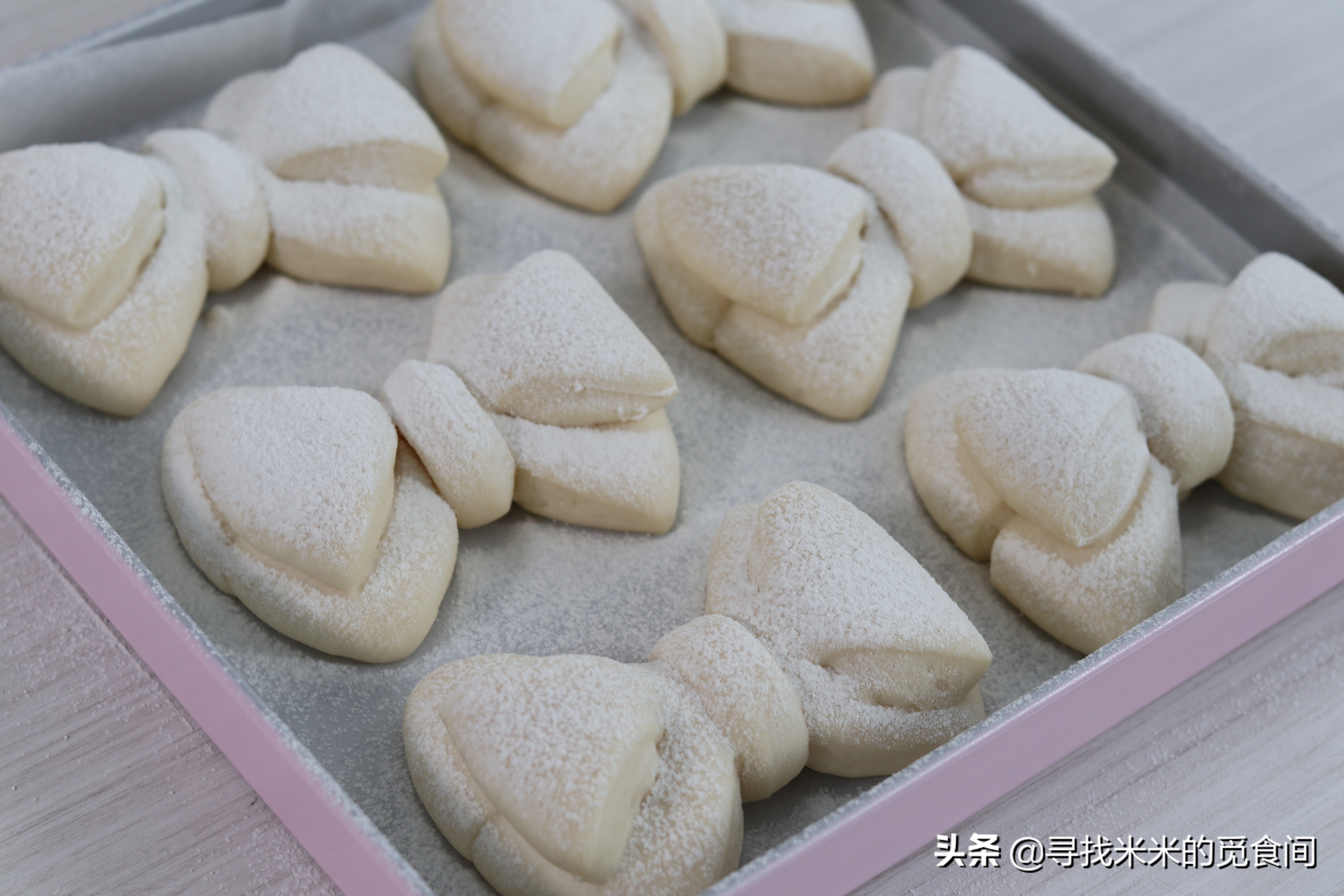 怎么做蝴蝶结面包,蝴蝶结面包的做法