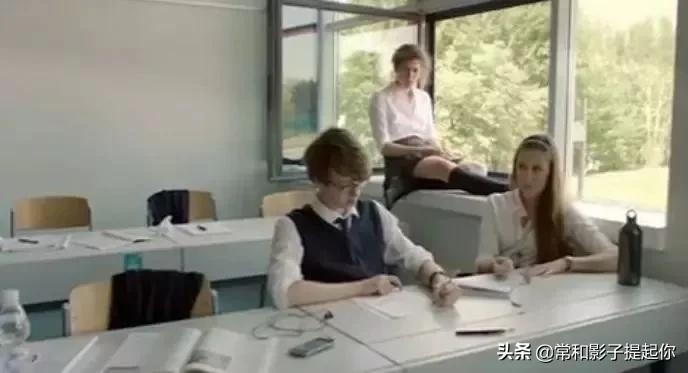 17岁少女的暗恋，青春的荷尔蒙溢出屏幕