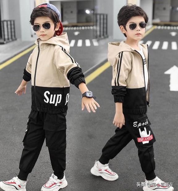 童装韩系风中大童,中大童装8-16岁运动衣