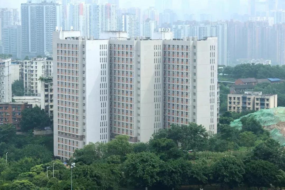 重庆学校最豪华的宿舍,重庆超豪华房子
