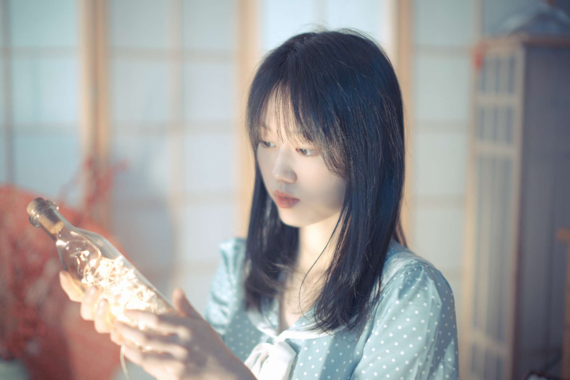 50mmf1.8镜头与变焦镜头虚化对比,虚化效果最强的镜头