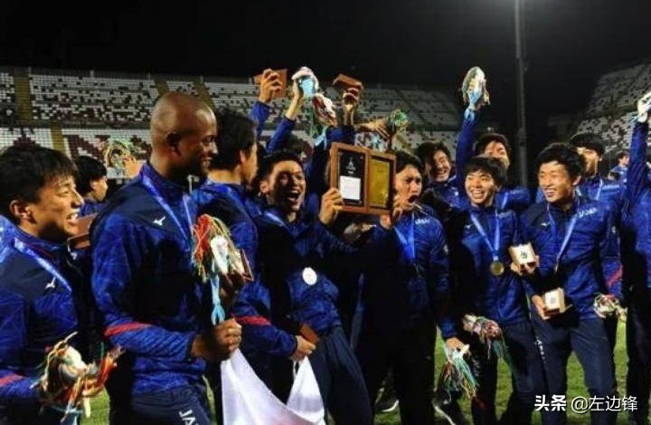 中国足球要从娃娃抓起,足球从娃娃抓起如今娃娃已成老翁