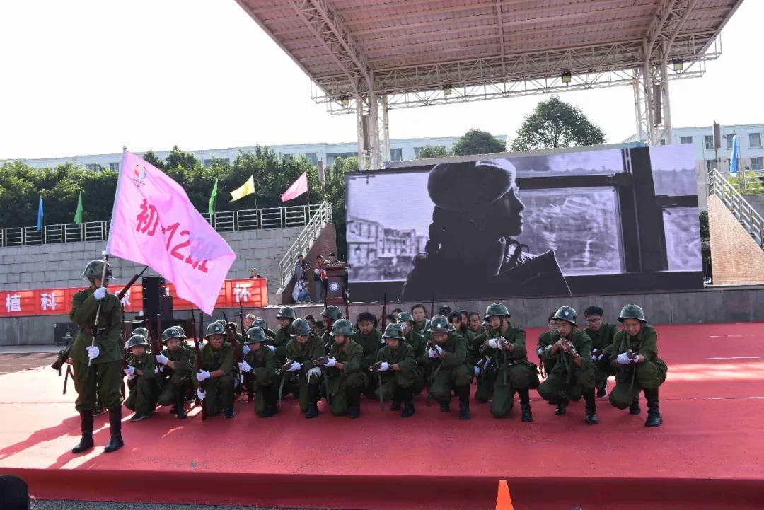 机器人在技能大赛上尬舞,世界机器人舞冠军挑战赛