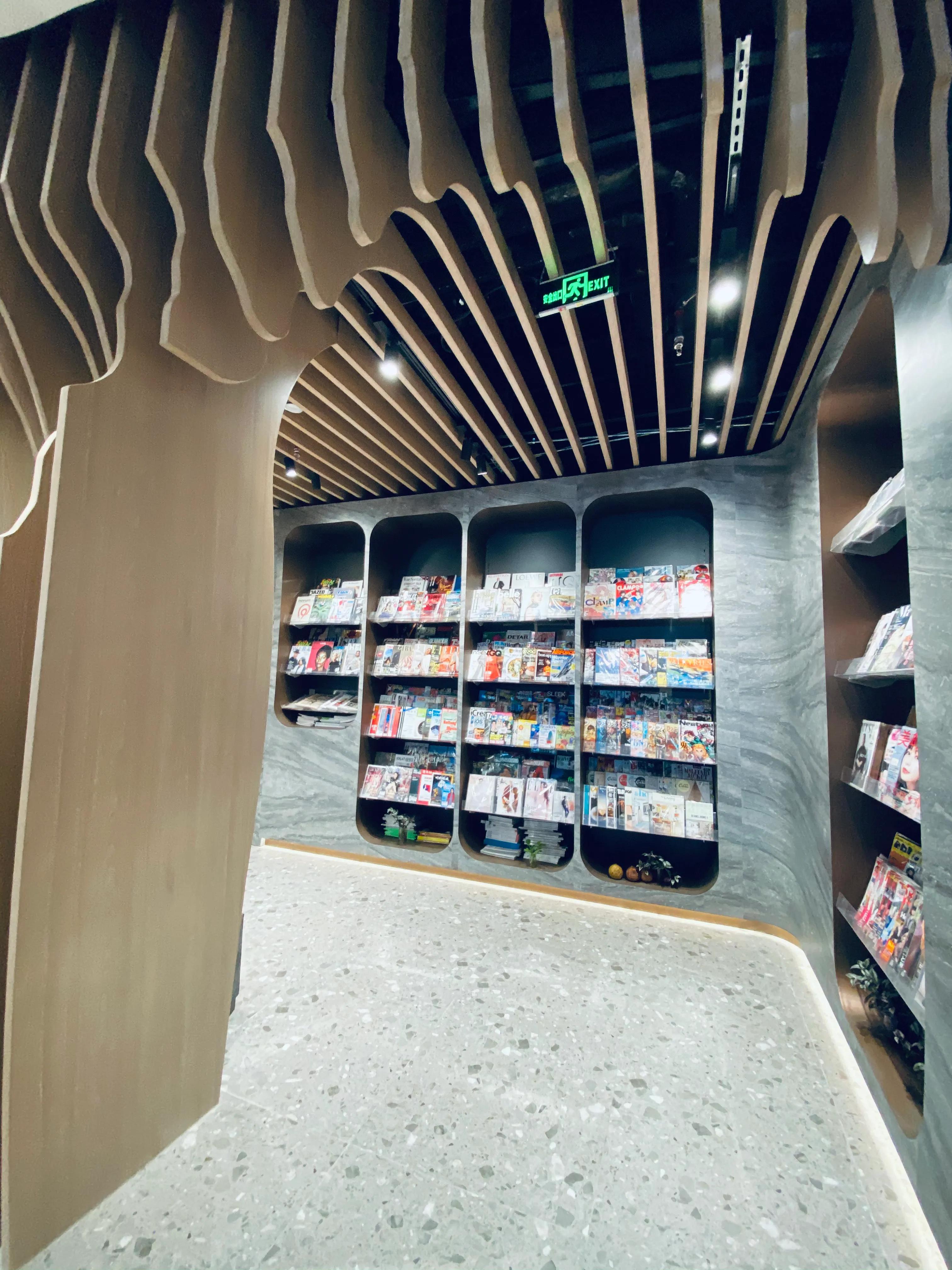 上海静安嘉里中心地址,上海静安嘉里中心店