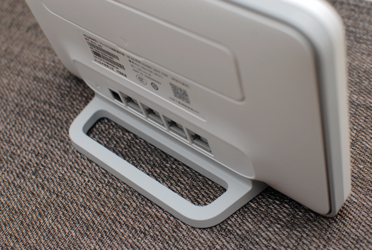 移动路由器能无线上网,随身WiFi移动路由器极速上网