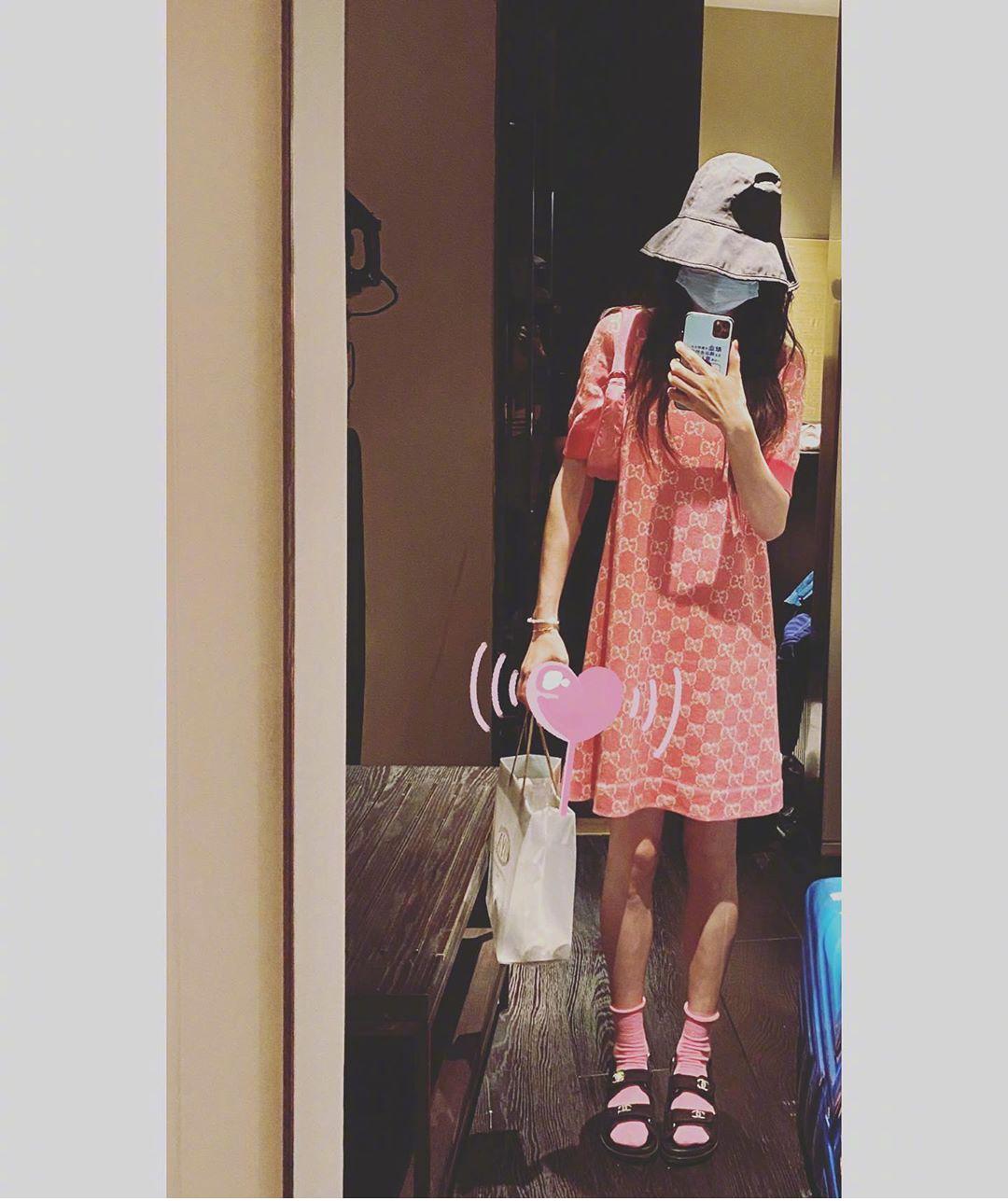 周洁琼百变少女,周洁琼时尚芭莎