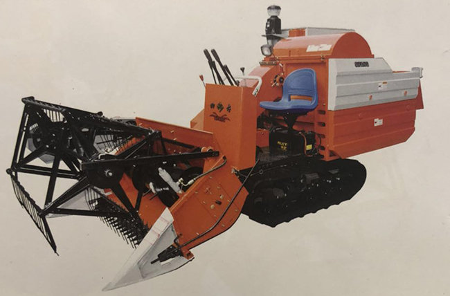 半喂入式小型收割机,全喂入与半喂入式收割机价格