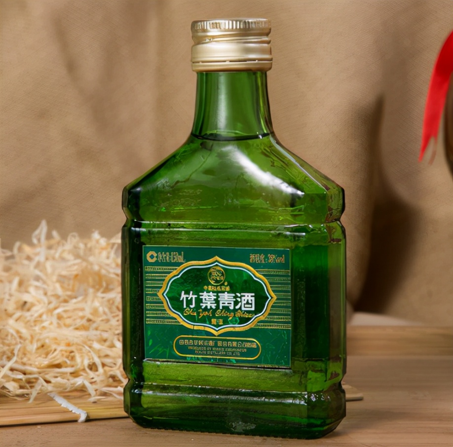 中国白酒在国外被嫌弃,为什么国内的白酒便宜