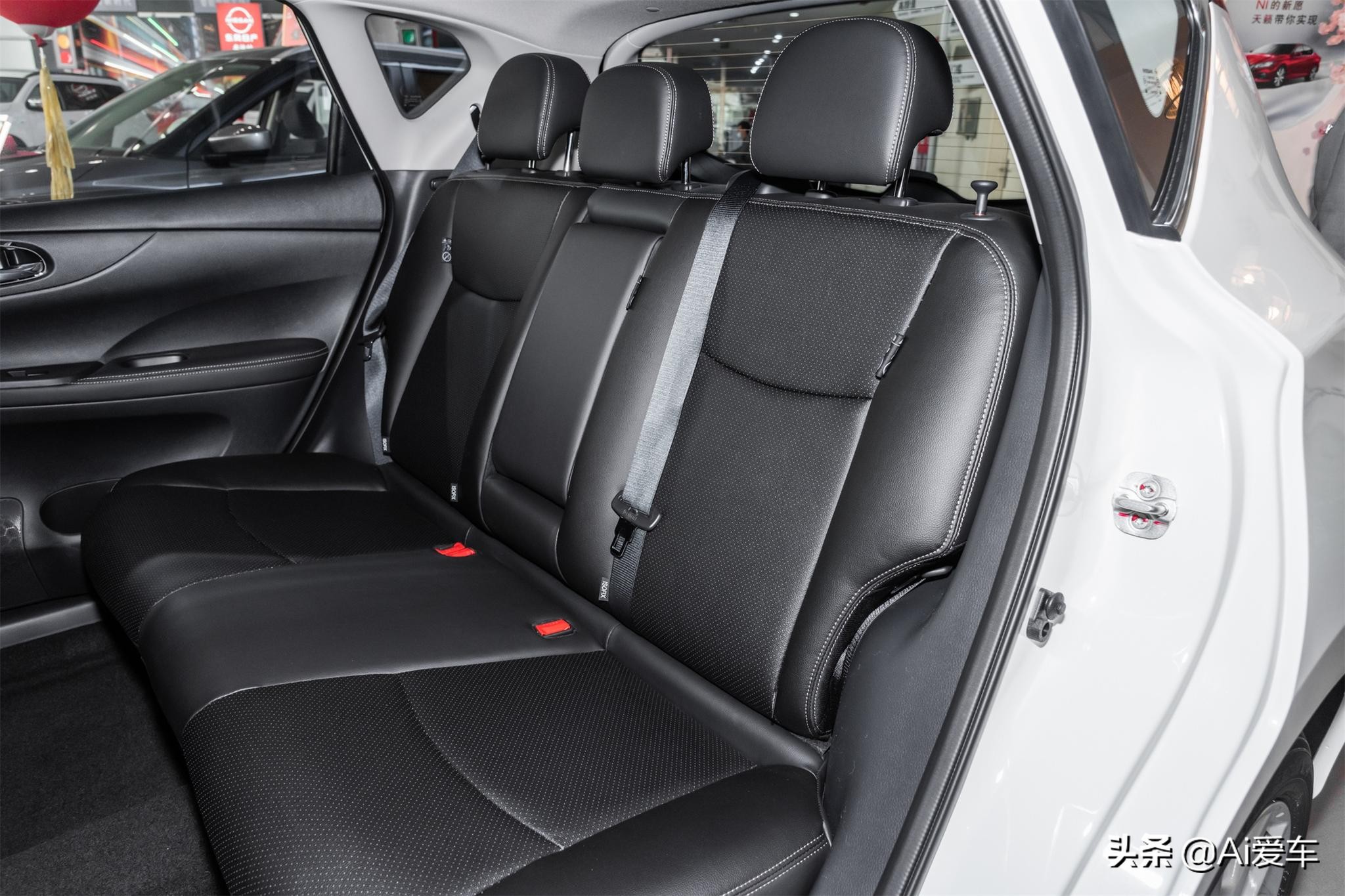 比高尔夫油耗高的车型,骐达tiida新款报价