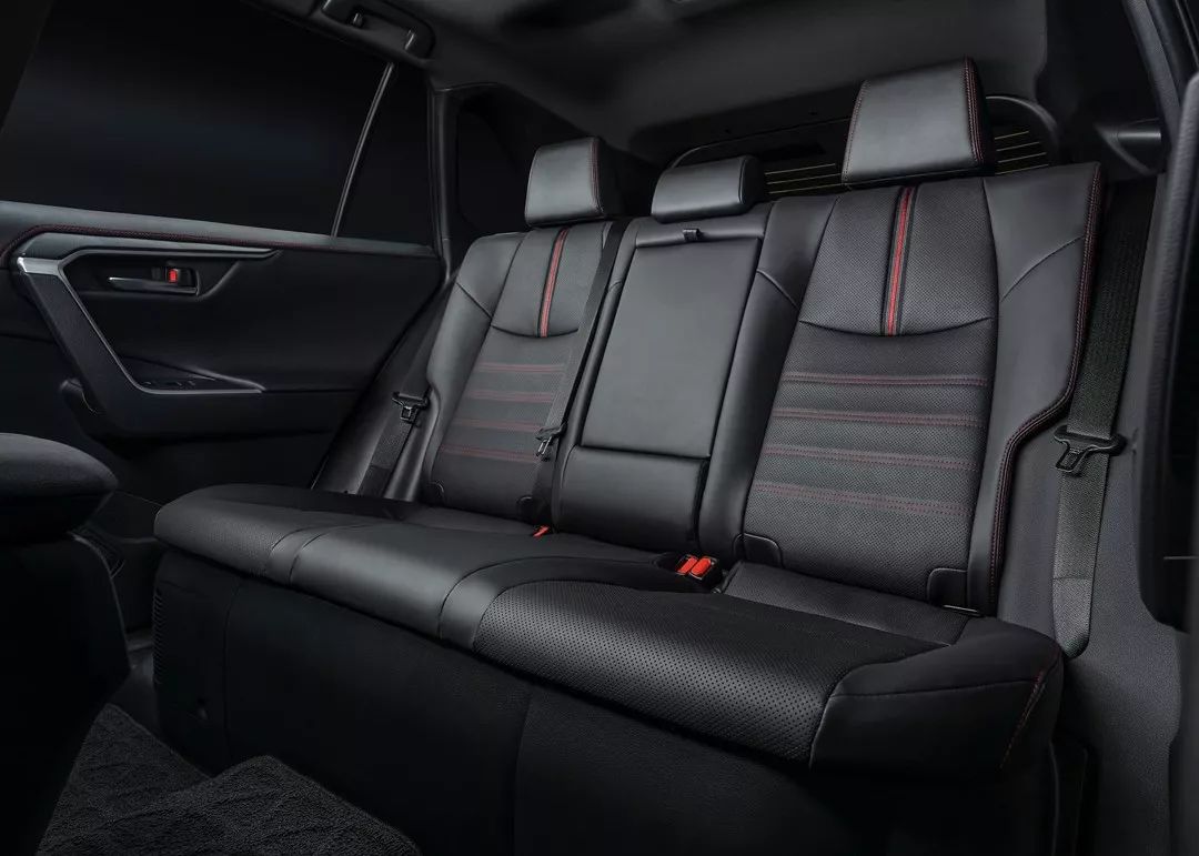 六七万的rav4,rav4算不算高档次的车