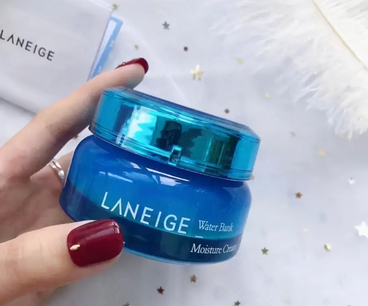 三四百左右的护肤品哪个好,四百多能买到兰蔻菁纯粉霜吗