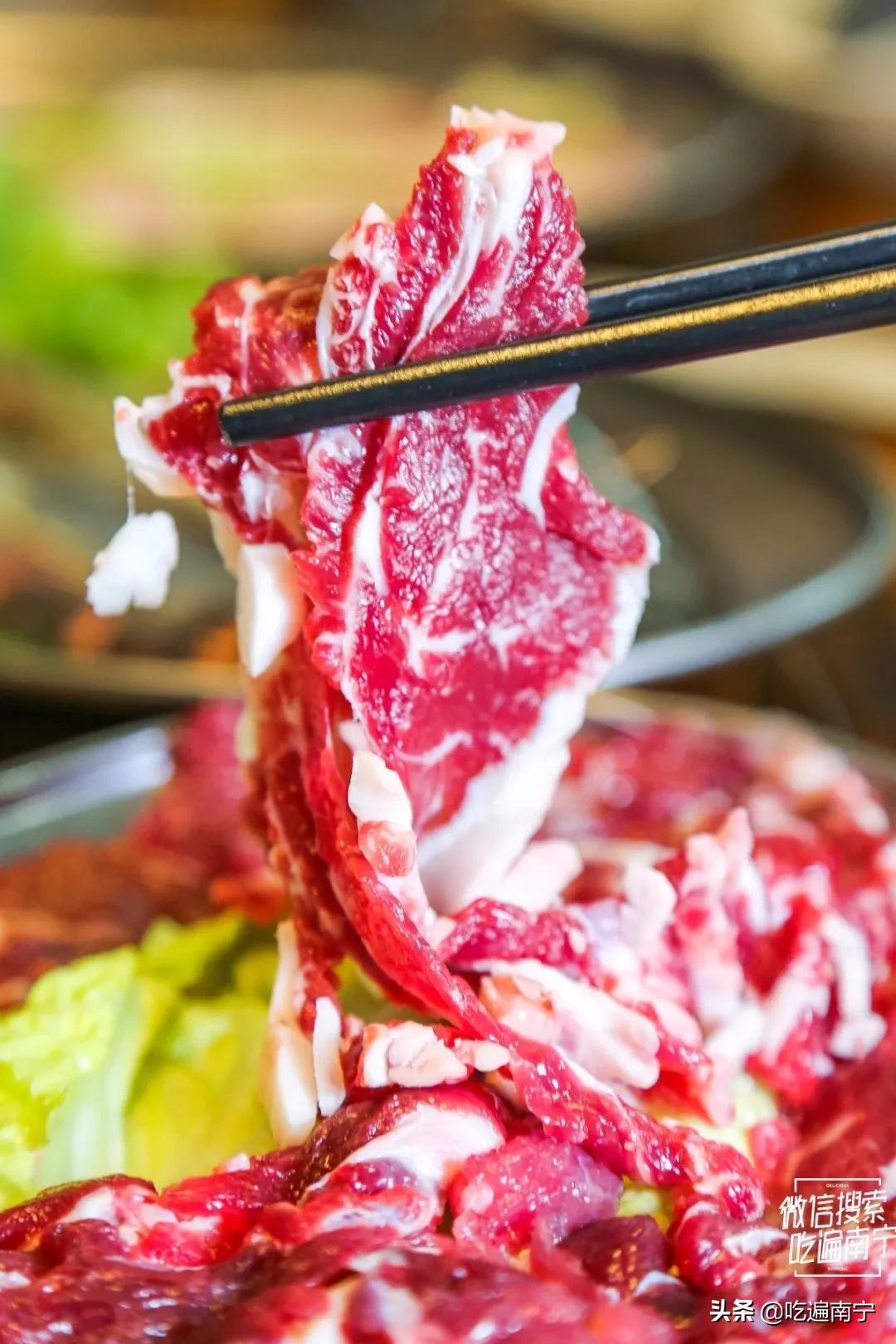 深夜大排档的富人区,富人区大排档餐厅