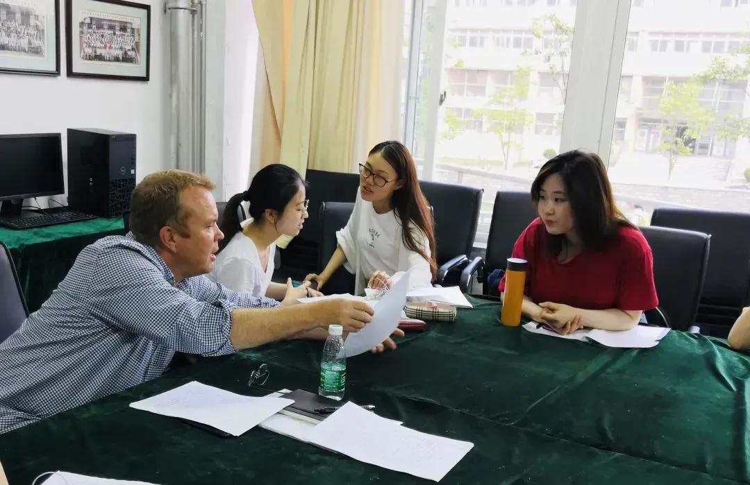 院系风采,涉外英语学院