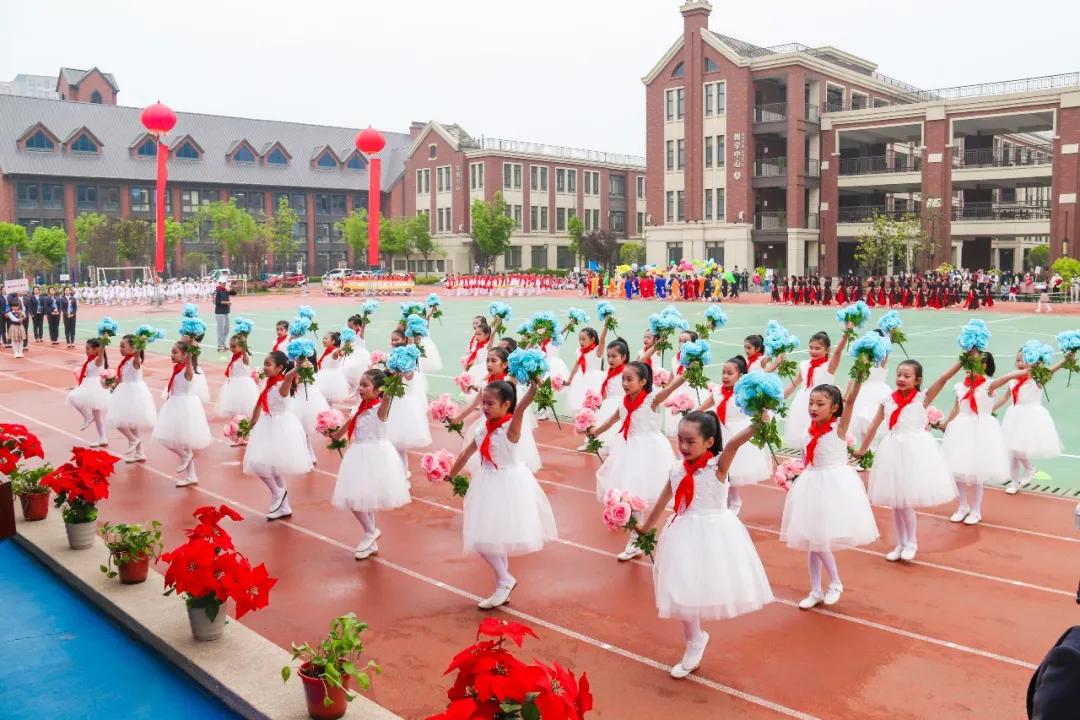 元气满满！高新一小麓湾分校第二届春季田径运动会活力来袭